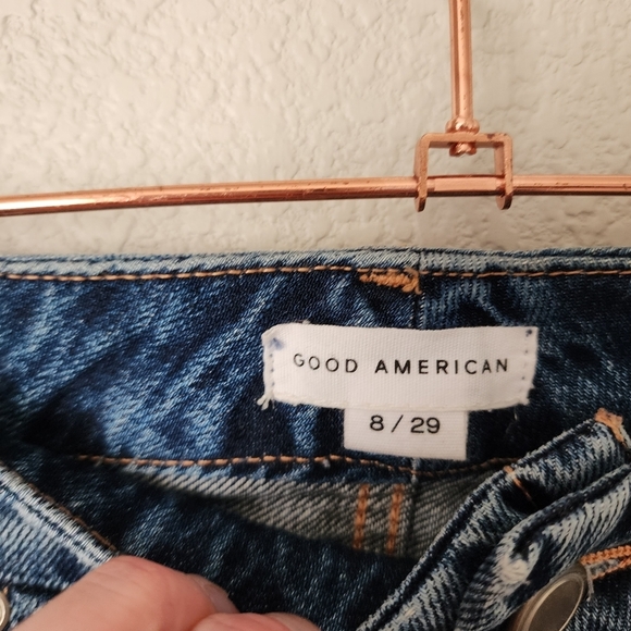 GOOD‎ AMERICAN 90s straight leg high rise ripped knee edition size 8/29 Blue696 - Picture 7 of 7